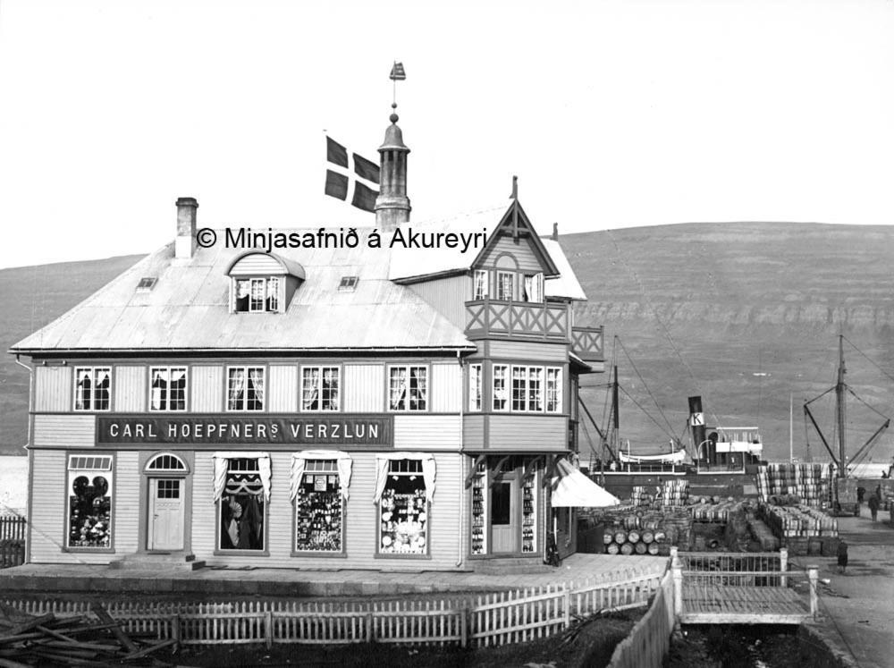 Hoepfner And Tulinius Historical Houses Акурейрі Екстер'єр фото