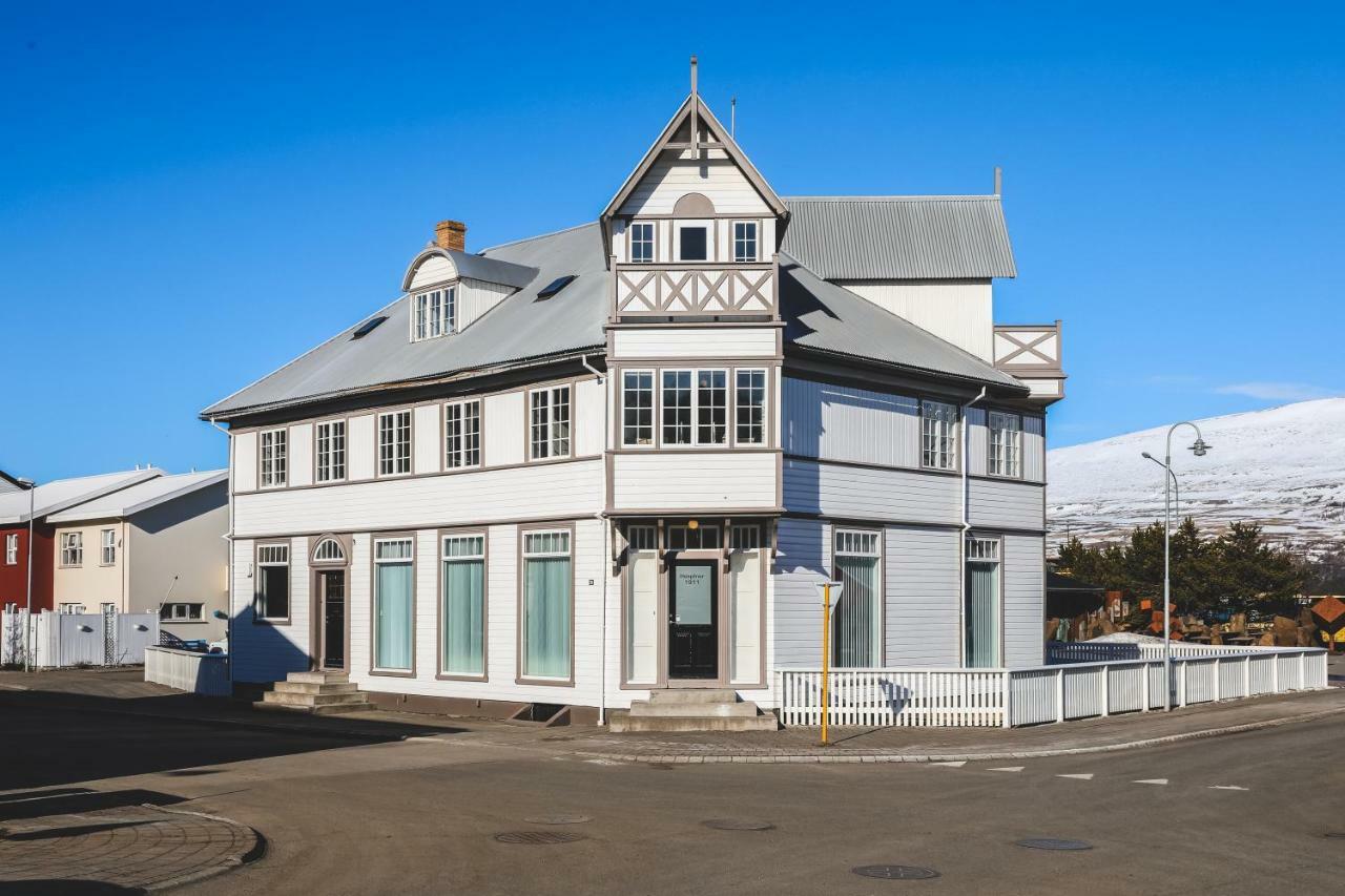 Hoepfner And Tulinius Historical Houses Акурейрі Екстер'єр фото